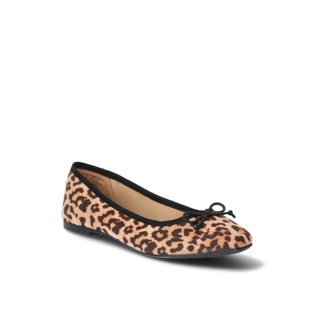 TIME AND TRU Faux leather Ballet Flats